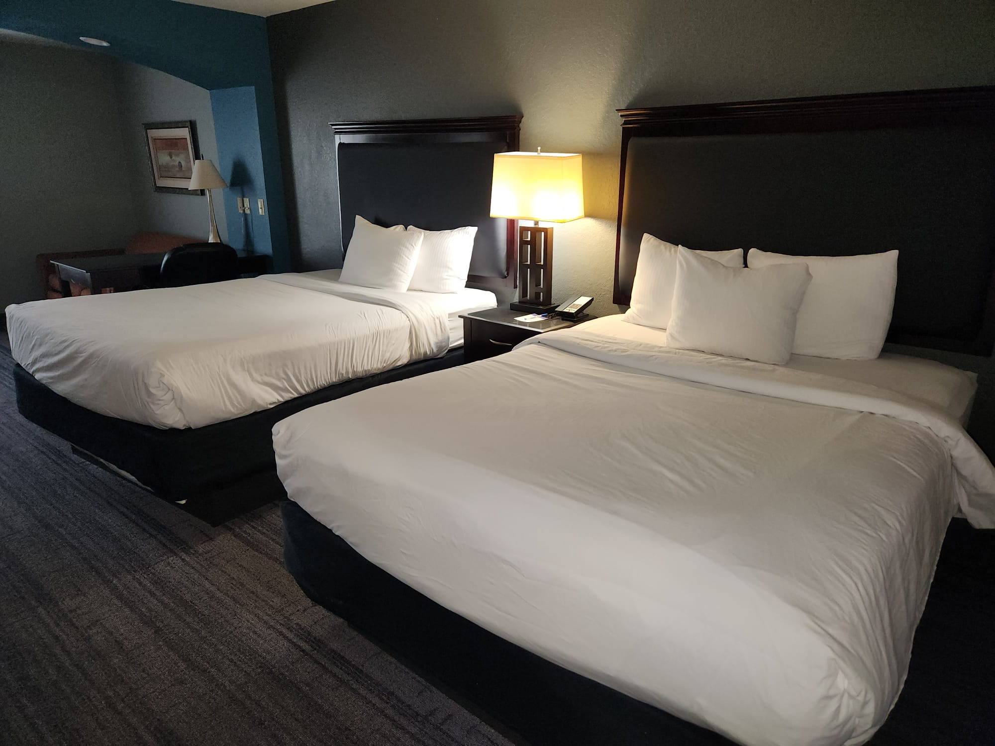 Non Smoking 2 Queen Beds