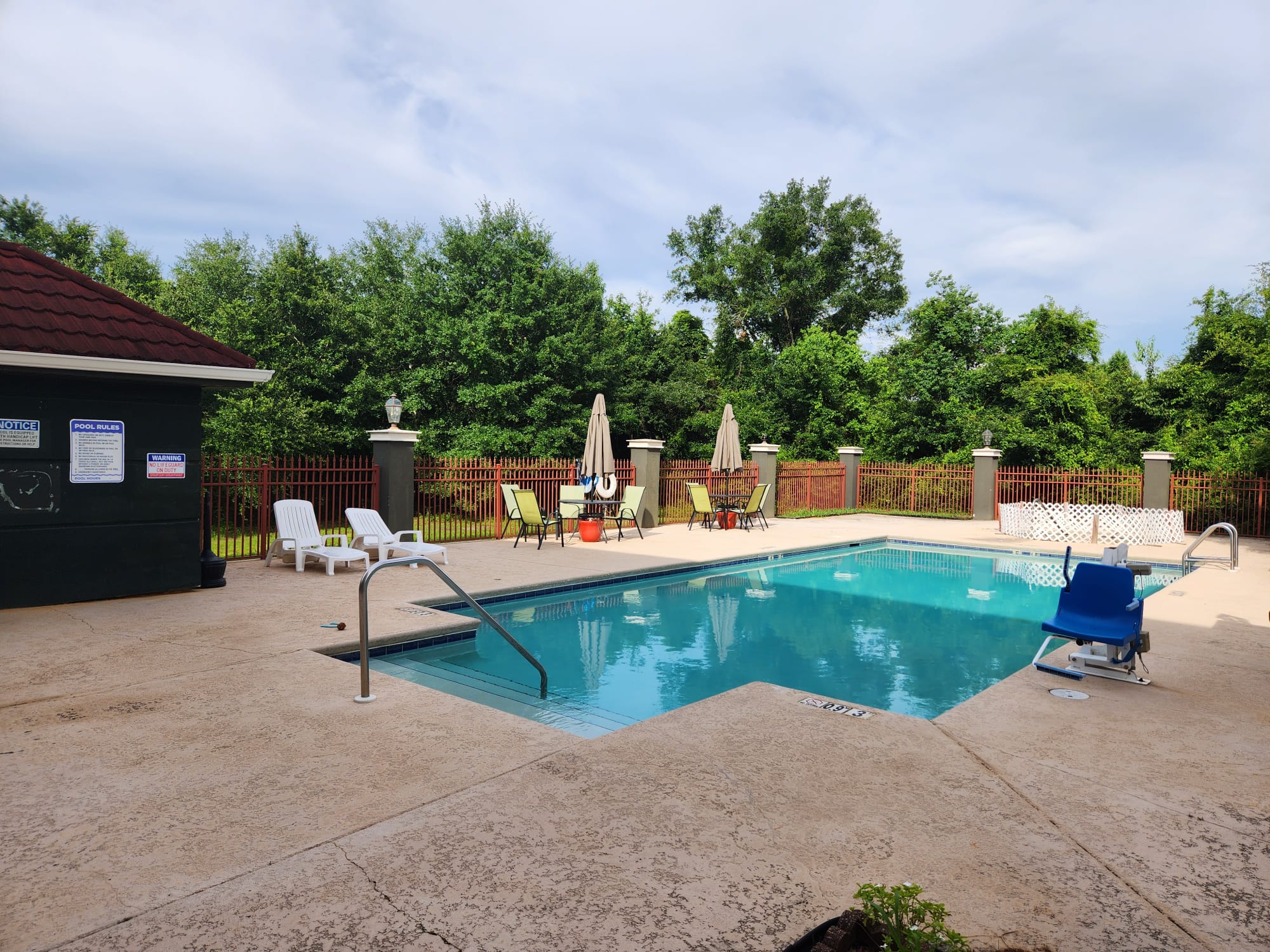 Pool